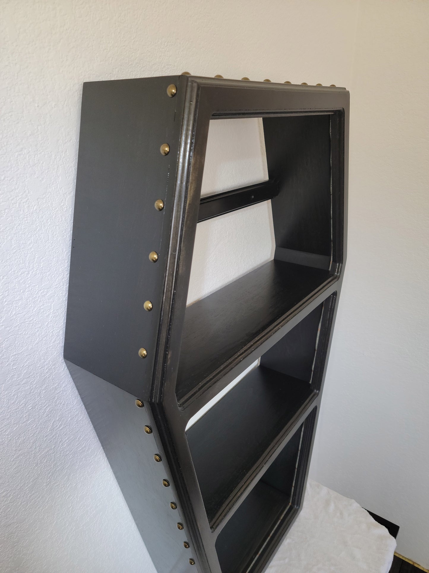 The Coffin Shelf w/LED Lighting V2 Large - Vintage Black